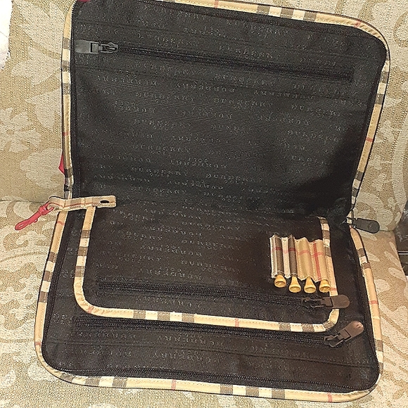 BURBERRY GOLF NWT ACCESSORY BAG AUTHENTIC - Picture 8 of 16